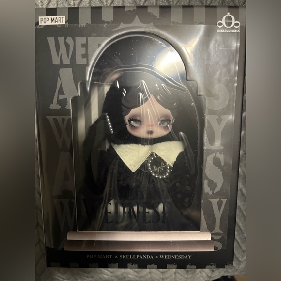 POP MART x Skullpanda x WEDNESDAY (classic version) - Picture 6 of 9